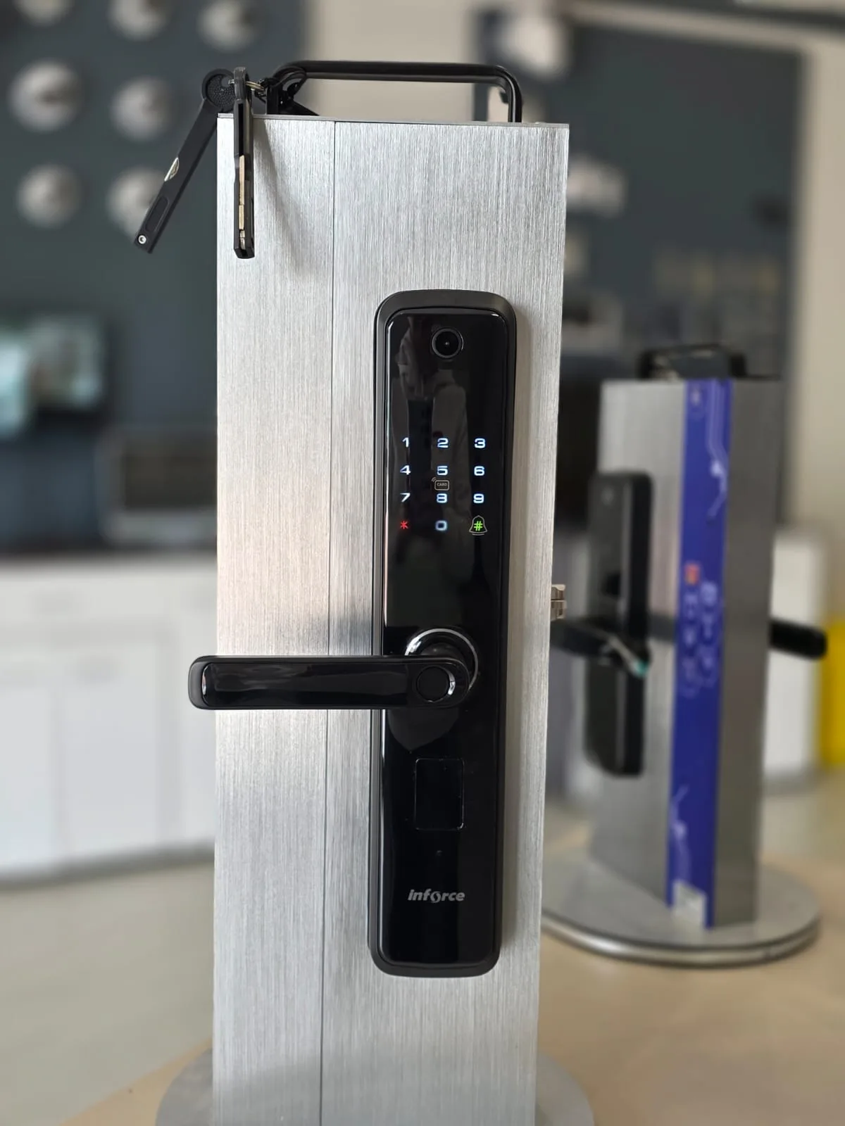 SL900 Smart WiFi Door Lock - Image 4