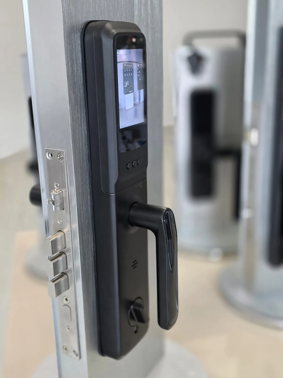 SL900 Smart WiFi Door Lock - Image 2